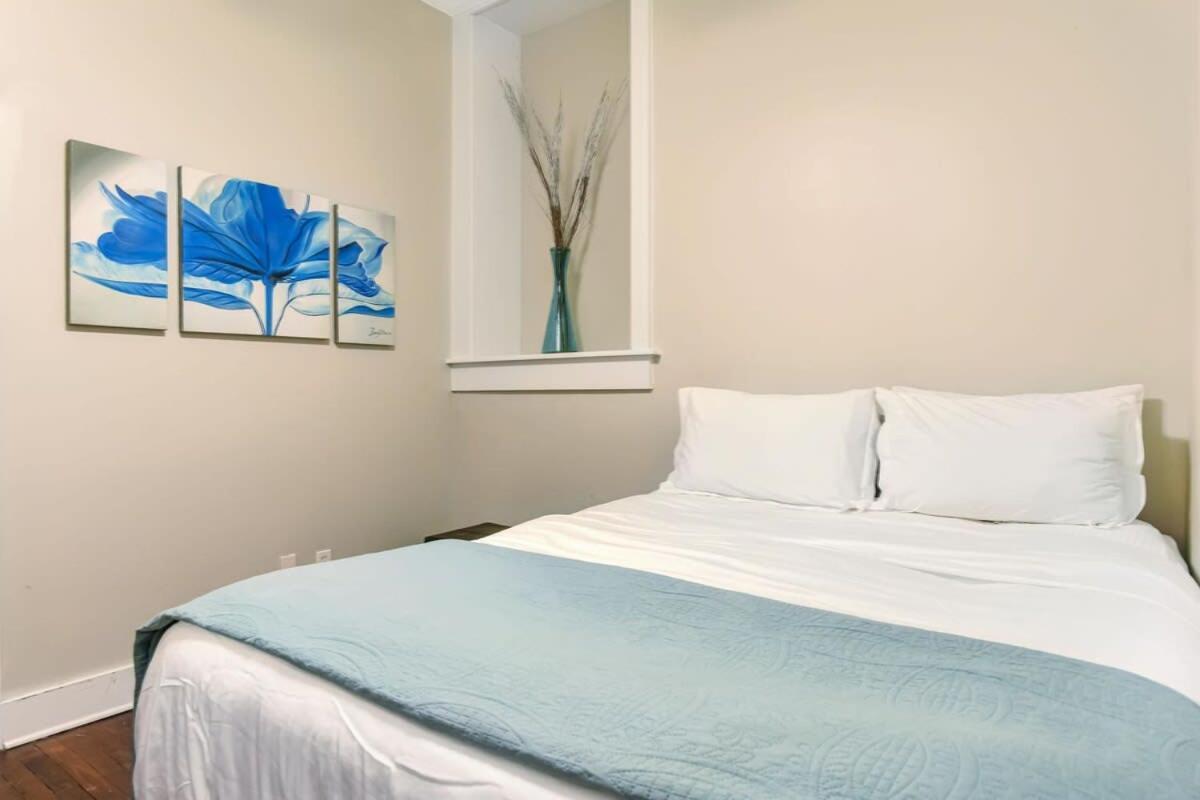 E Bay St Loft By City Market And River Street ซาวานนาห์ ภายนอก รูปภาพ